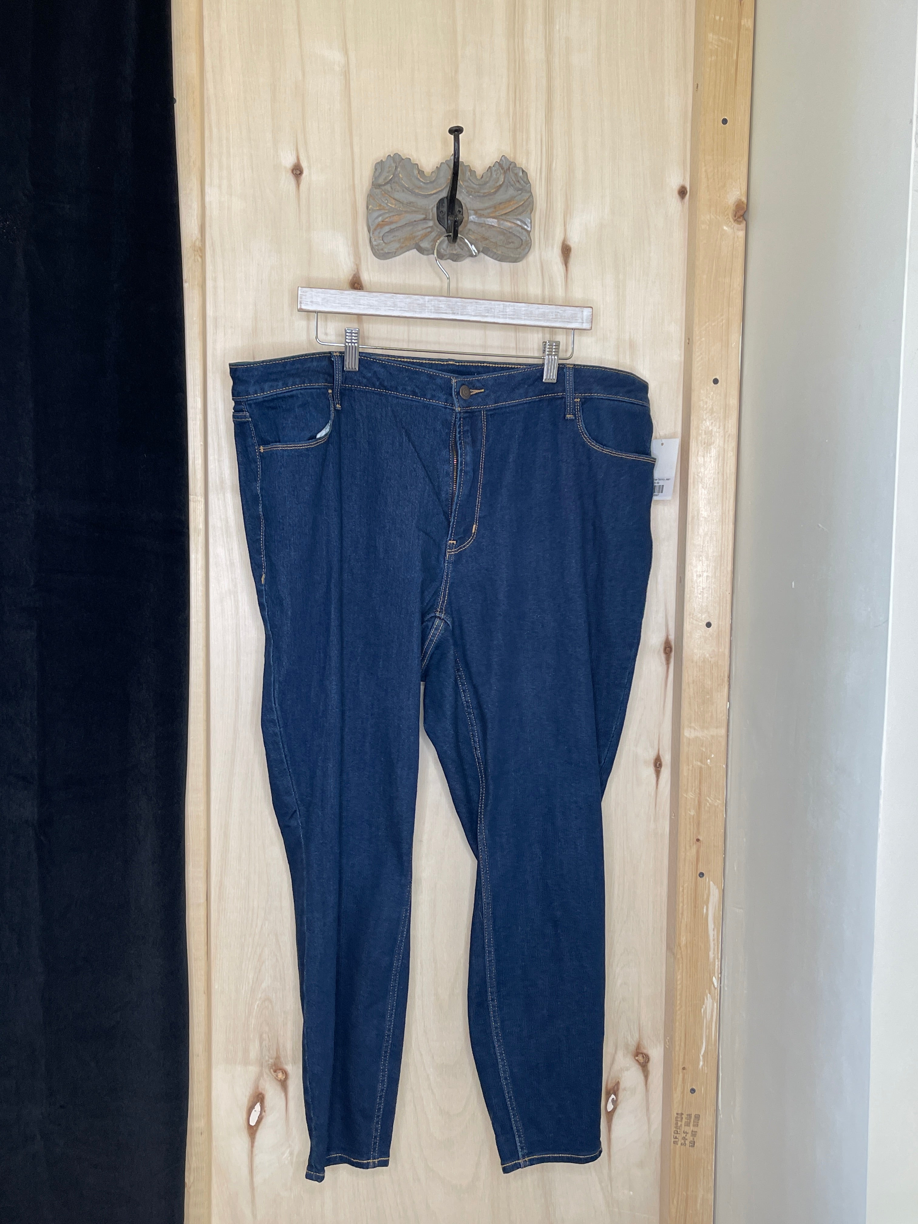Dark High Rise Skinny Jean