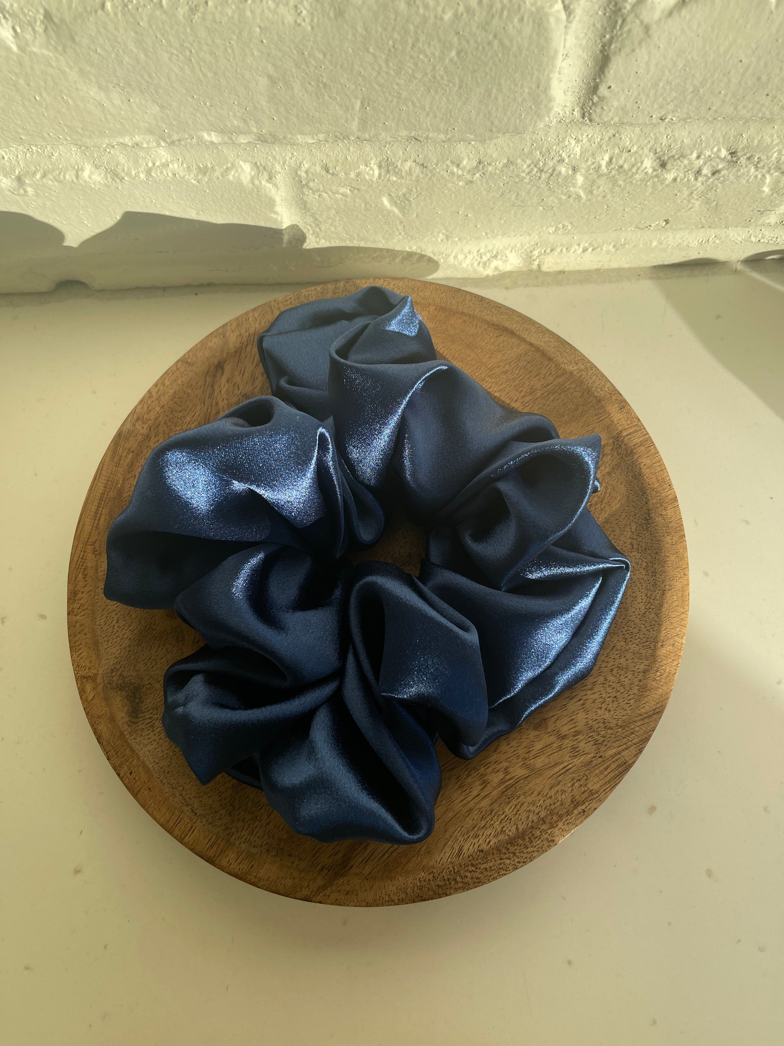 Kurvy Kouture XL Scrunchies - Satin feel