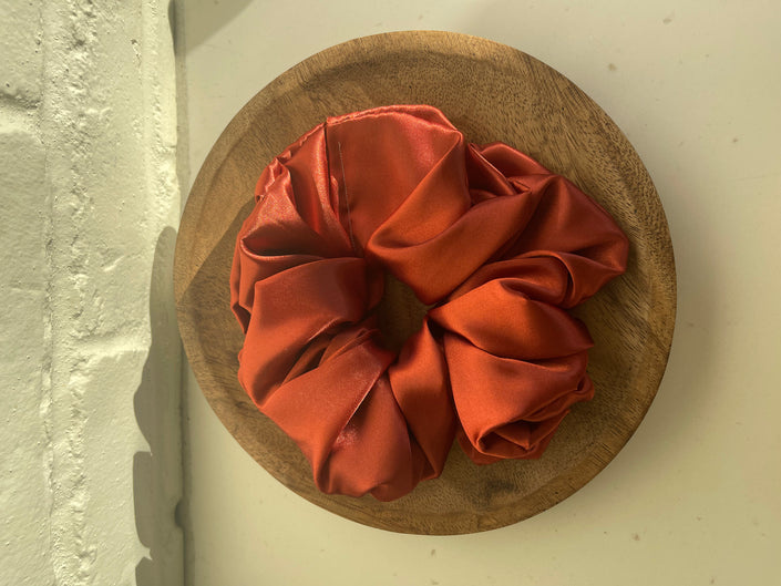 Kurvy Kouture XL Scrunchies - Satin feel