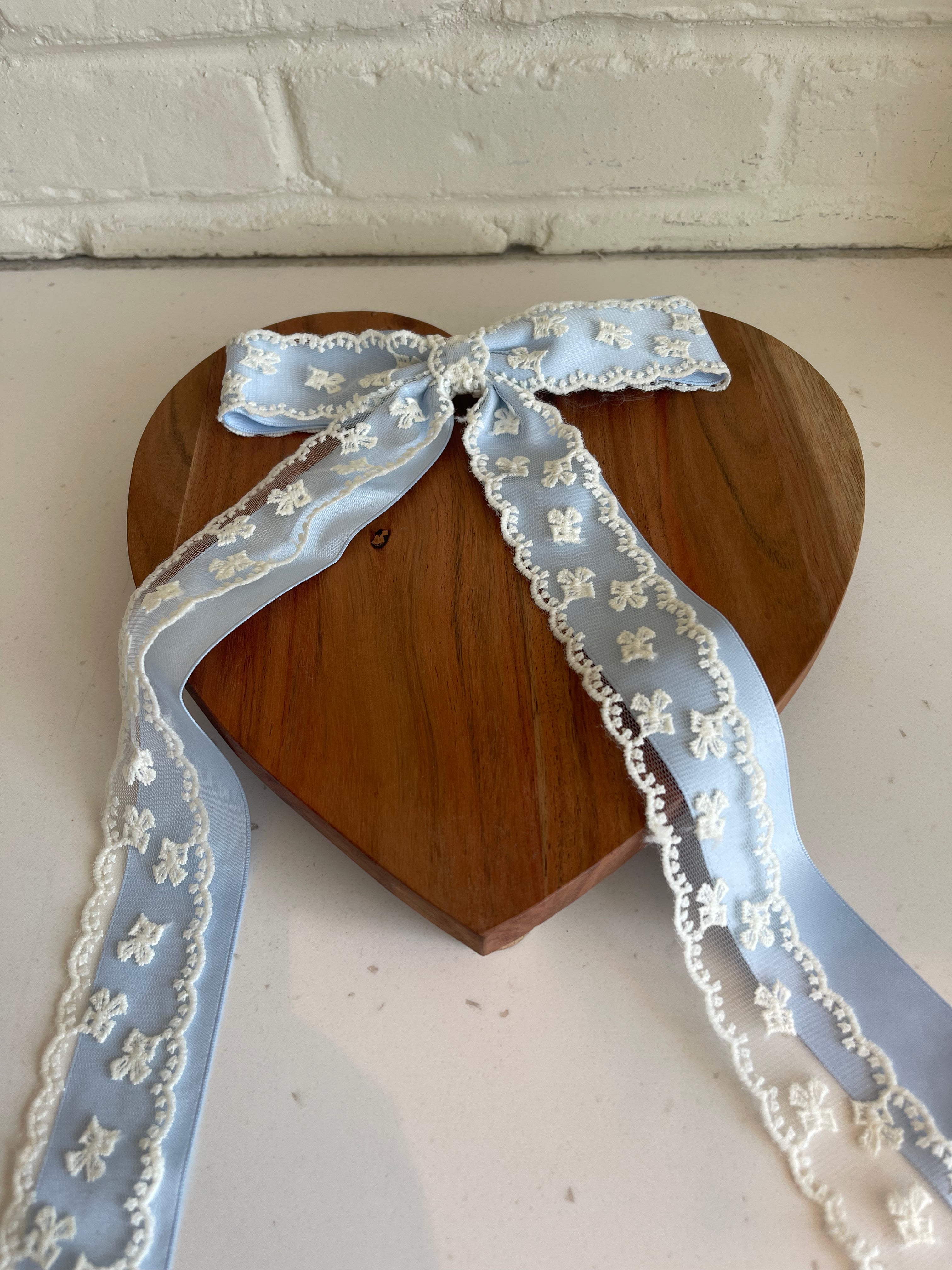 Lace Ribbon Bows