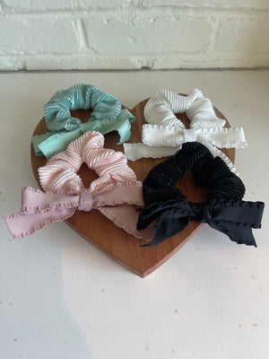 Crinkle Bow Scrunchies