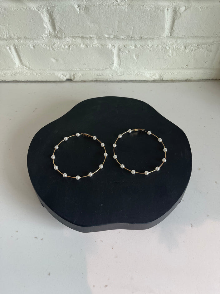 Gold Hoop Earrings w/ Pearls